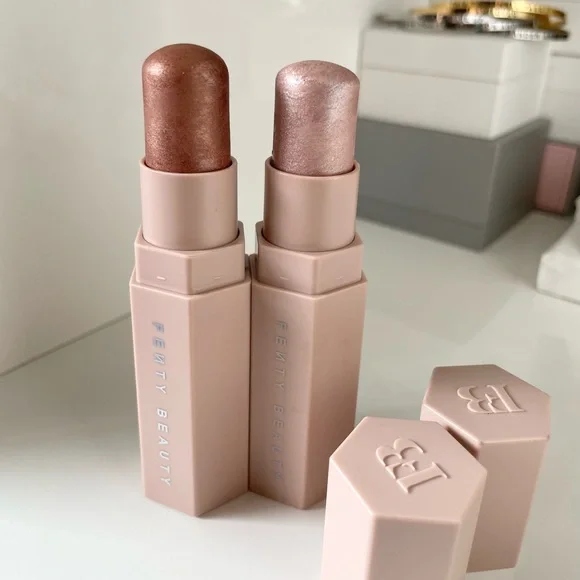 Fenty Beauty bundle - Picture 3 of 4